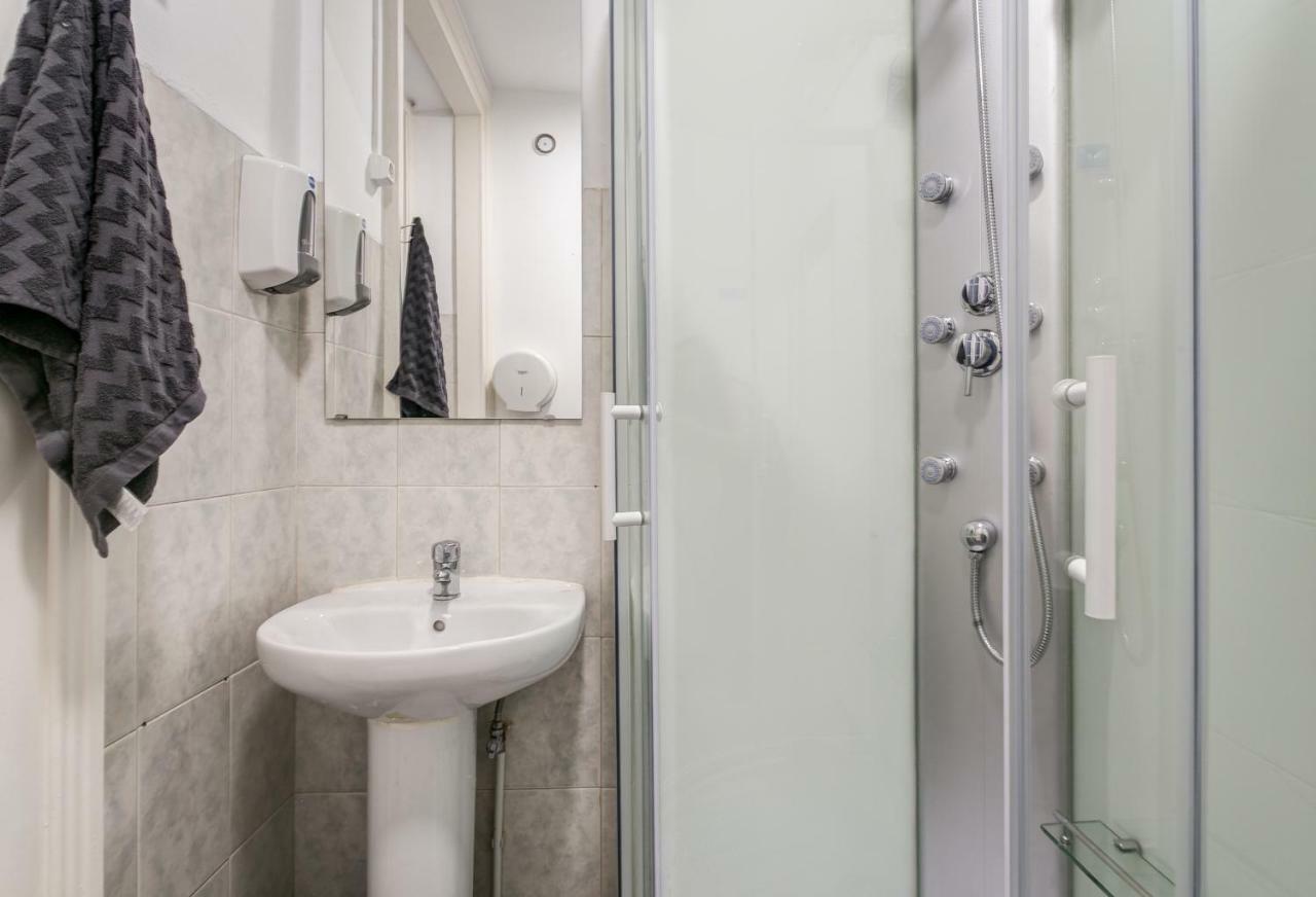 Hostel Seven Hills (Adults Only) Lisboa Dış mekan fotoğraf